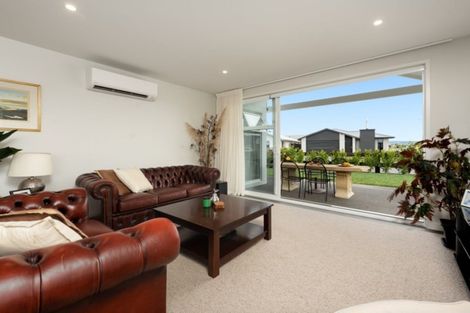 Photo of property in 62 Penetaka Heights, Pyes Pa, Tauranga, 3112