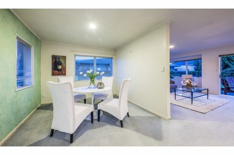 Photo of property in 1/23 Opaheke Road, Papakura, 2110