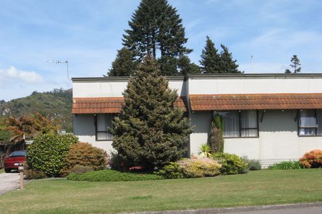 Photo of property in 4 Gwendoline Street, Glenholme, Rotorua, 3010