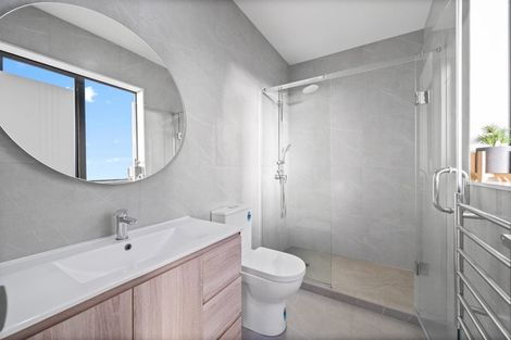 Photo of property in 42 Holcroft Street, Papakura, 2110