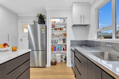 Photo of property in 391 Carrington Street, Upper Vogeltown, New Plymouth, 4310