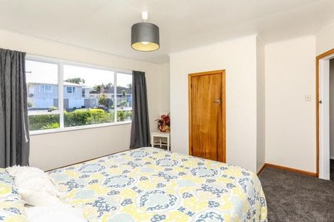Photo of property in 16 Trafalgar Street, Westown, New Plymouth, 4310