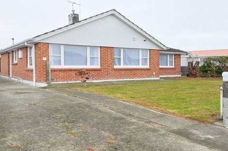 Photo of property in 30 Pembroke Street, Highbury, Palmerston North, 4412