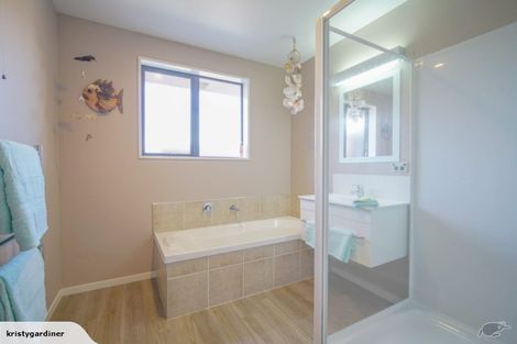 Photo of property in 37c Stonebrook Drive, Rolleston, 7614