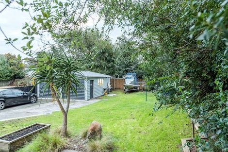 Photo of property in 9 Aorangi Road, Paraparaumu, 5032