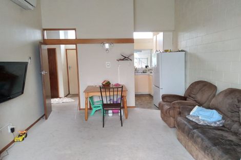 Photo of property in 15 Papakowhai Court, West End, Palmerston North, 4412