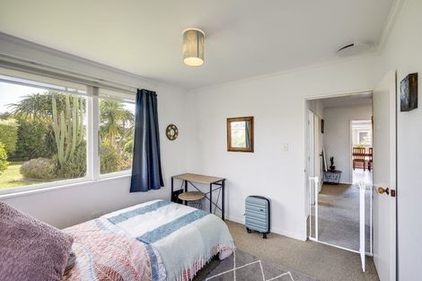 Photo of property in 32 Skerrett Crescent, Tamatea, Napier, 4112