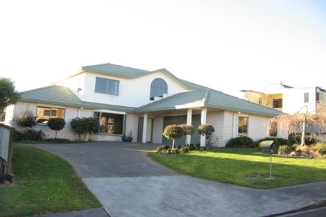 Photo of property in 5 Cadman Court, Rototuna, Hamilton, 3210