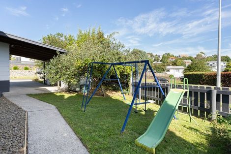 Photo of property in 16 Meander Drive, Welcome Bay, Tauranga, 3112