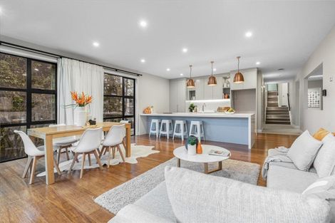 Photo of property in 102 Bassett Road, Remuera, Auckland, 1050