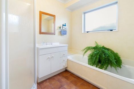 Photo of property in 22 Northmeadow Drive, Rototuna, Hamilton, 3210