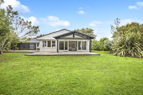 Photo of property in 73 Kohekohe Road, Waikanae, 5036