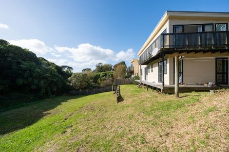Photo of property in 2/4 Puaha Street, Takapuwahia, Porirua, 5022