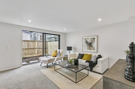 Photo of property in 14e Ropata Avenue, Point England, Auckland, 1072