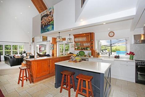 Photo of property in 7 Clevedon Kawakawa Road, Clevedon, Papakura, 2585