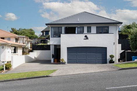 Photo of property in 11 Ruapehu Drive, Fitzherbert, Palmerston North, 4410