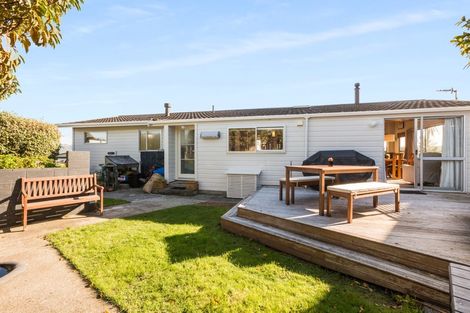 Photo of property in 2 Forth Place, Papakowhai, Porirua, 5024