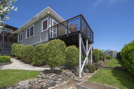 Photo of property in 51 Marama Crescent, Mount Pleasant, Christchurch, 8081