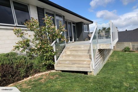 Photo of property in 7 Siemonek Rise, Bethlehem, Tauranga, 3110