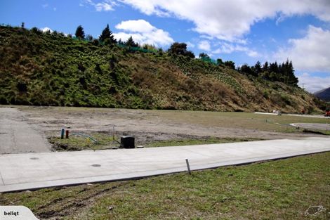 Photo of property in 18 Hicks Road, Lower Shotover, Queenstown, 9304