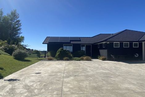 Photo of property in 204 Eskridge Drive, Eskdale, Napier, 4182