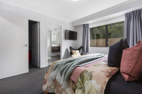 Photo of property in 8 Hull Place, Whitby, Porirua, 5024