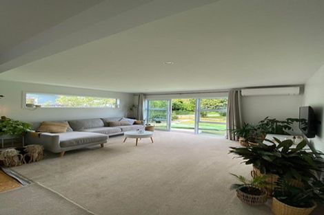 Photo of property in 35 Moana Road, Paraparaumu, 5032