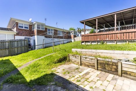 Photo of property in 1/8 Corunna Road, Milford, Auckland, 0620