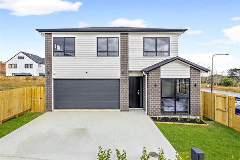 Photo of property in 3 Paripari Street, Flat Bush, Auckland, 2019