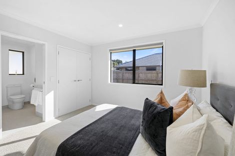 Photo of property in 7 Nukuroa Close, Waitara, 4320