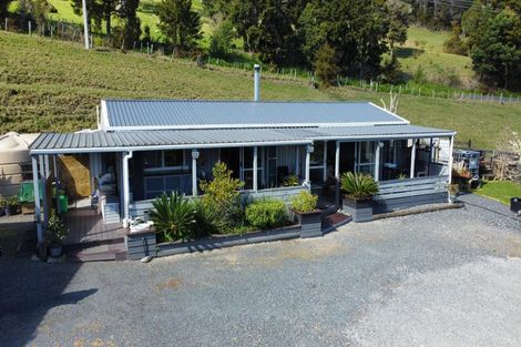 Photo of property in 25 Pakaru Road, Kawakawa, 0282