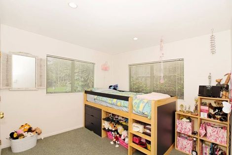 Photo of property in 151e Colwill Road, Massey, Auckland, 0614