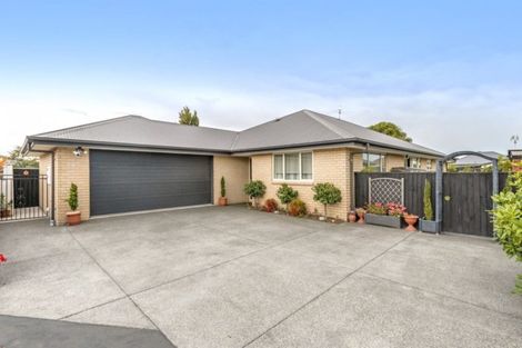 Photo of property in 45a Shortland Street, Wainoni, Christchurch, 8061