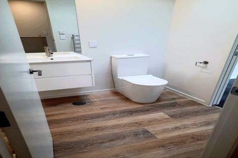 Photo of property in 2/240 Stokes Valley Road, Stokes Valley, Lower Hutt, 5019