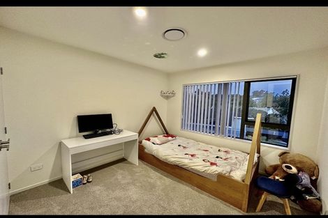 Photo of property in 2b Kororo Street, Northcote, Auckland, 0627