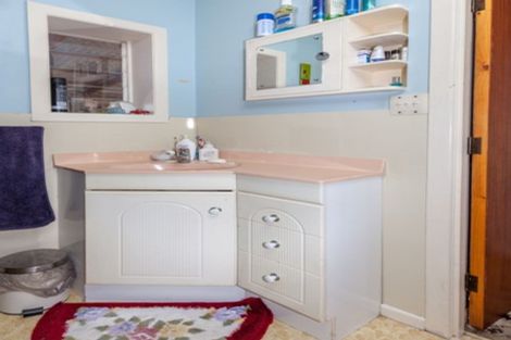 Photo of property in 43 Robinson Road, Whitianga, 3510