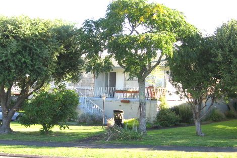 Photo of property in 1/9 Sorrel Crescent, Bucklands Beach, Auckland, 2012