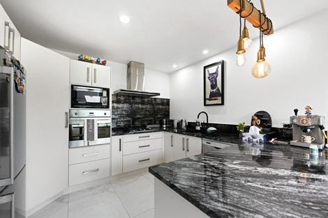 Photo of property in 2/5a Opoia Road, Hamilton East, Hamilton, 3216