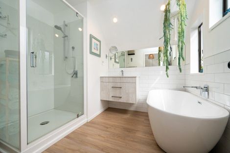 Photo of property in 609 Roberts Street, Hastings, 4122