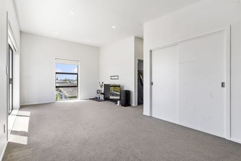 Photo of property in 4/3 Woolfield Road, Papatoetoe, Auckland, 2025