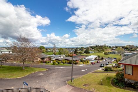 Photo of property in 16 Ohinemuri Place, Paeroa, 3600
