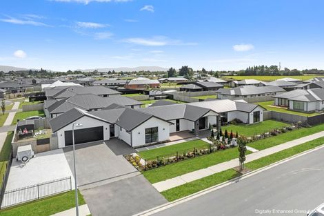 Photo of property in 13 Rosalind Avenue, Darfield, 7510