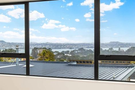 Photo of property in 134e Mokoia Road, Chatswood, Auckland, 0626