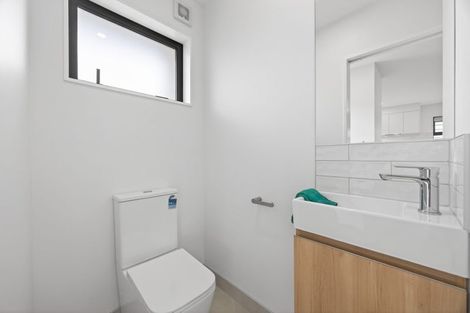 Photo of property in 6 Ballyalton Crescent, Flat Bush, 2019
