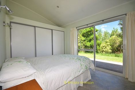 Photo of property in 245 Metcalfe Road, Matakohe, 0593