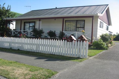 Photo of property in 166 Manchester Street, Feilding, 4702