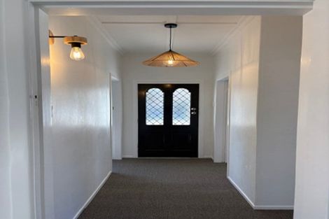 Photo of property in 6 Henui Street, Strandon, New Plymouth, 4312