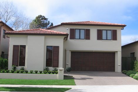 Photo of property in 31 Bridgefield Crescent, Flat Bush, Auckland, 2016