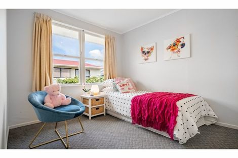 Photo of property in 4/44 Titirangi Road, New Lynn, Auckland, 0600