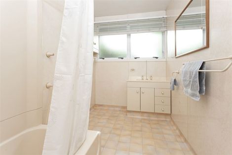 Photo of property in 30 Yardley Street, Avonhead, Christchurch, 8042